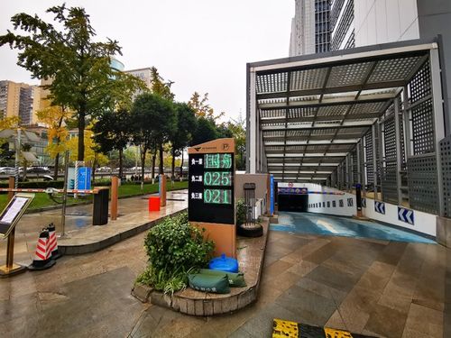 智慧停车服务日趋无人化 捷停车云托管六大业态案例盘点与停车场服务新生态